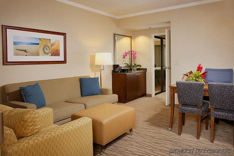 Embassy Suites By Hilton San Diego La Jolla Room photo